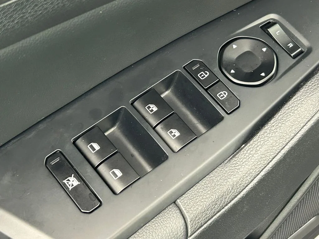Used 2026 Ebony Black Kia X-Line image 18