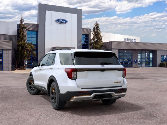 New 2027 Star White Metallic Tri-Coat Ford Tremor® image 8