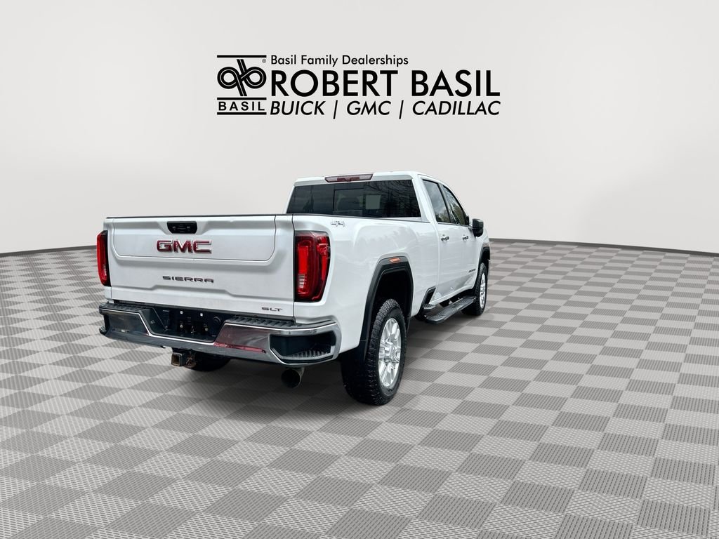 Used 2023 White GMC SLT image 8