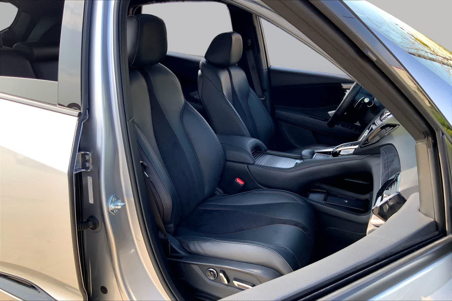 Used 2024 Lunar Silver Metallic Acura w/A-Spec Package image 8