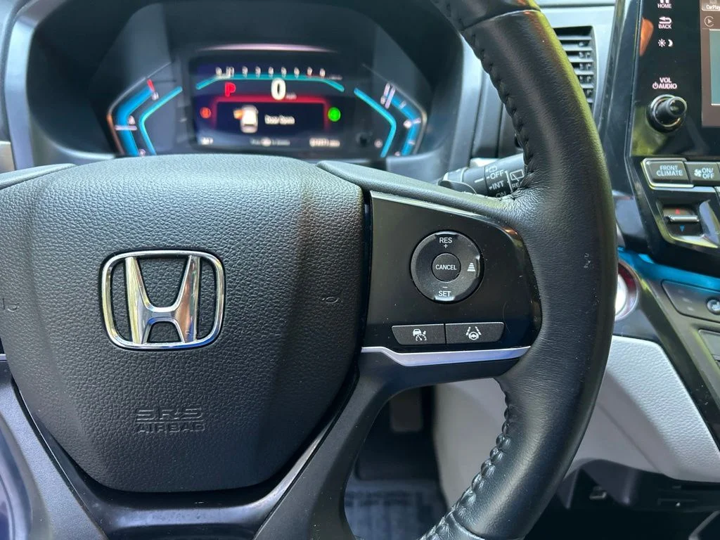 Used 2022 Blue Honda Touring image 21