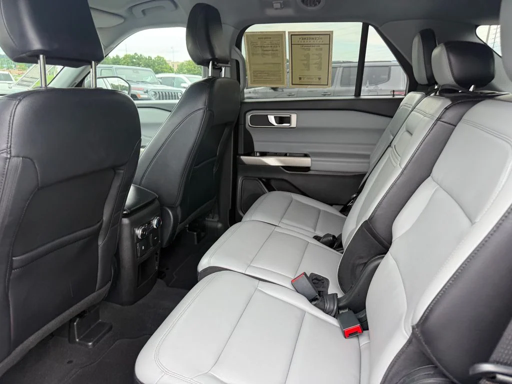 Used 2021 Silver Ford XLT image 20