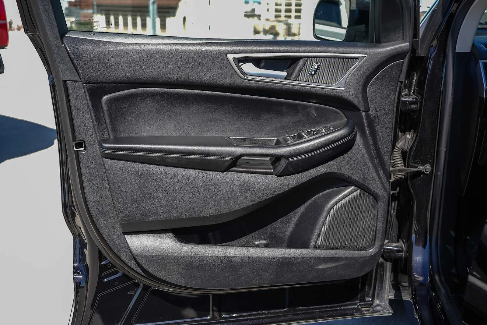 Used 2021 Agate Black Metallic Ford SEL image 23