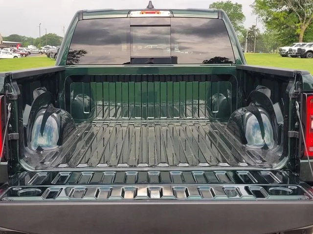 New 2026 Serrano-Green Metallic Exterior Paint RAM Big Horn/Lone Star image 9