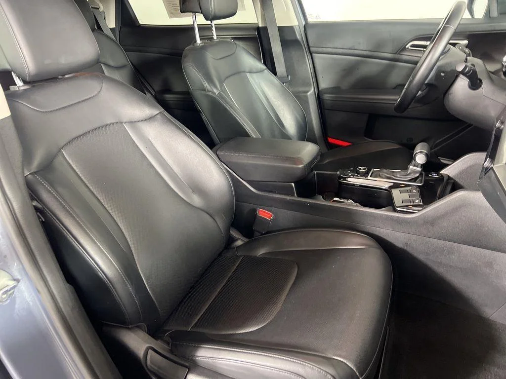 Used 2023 Silver Kia EX image 17