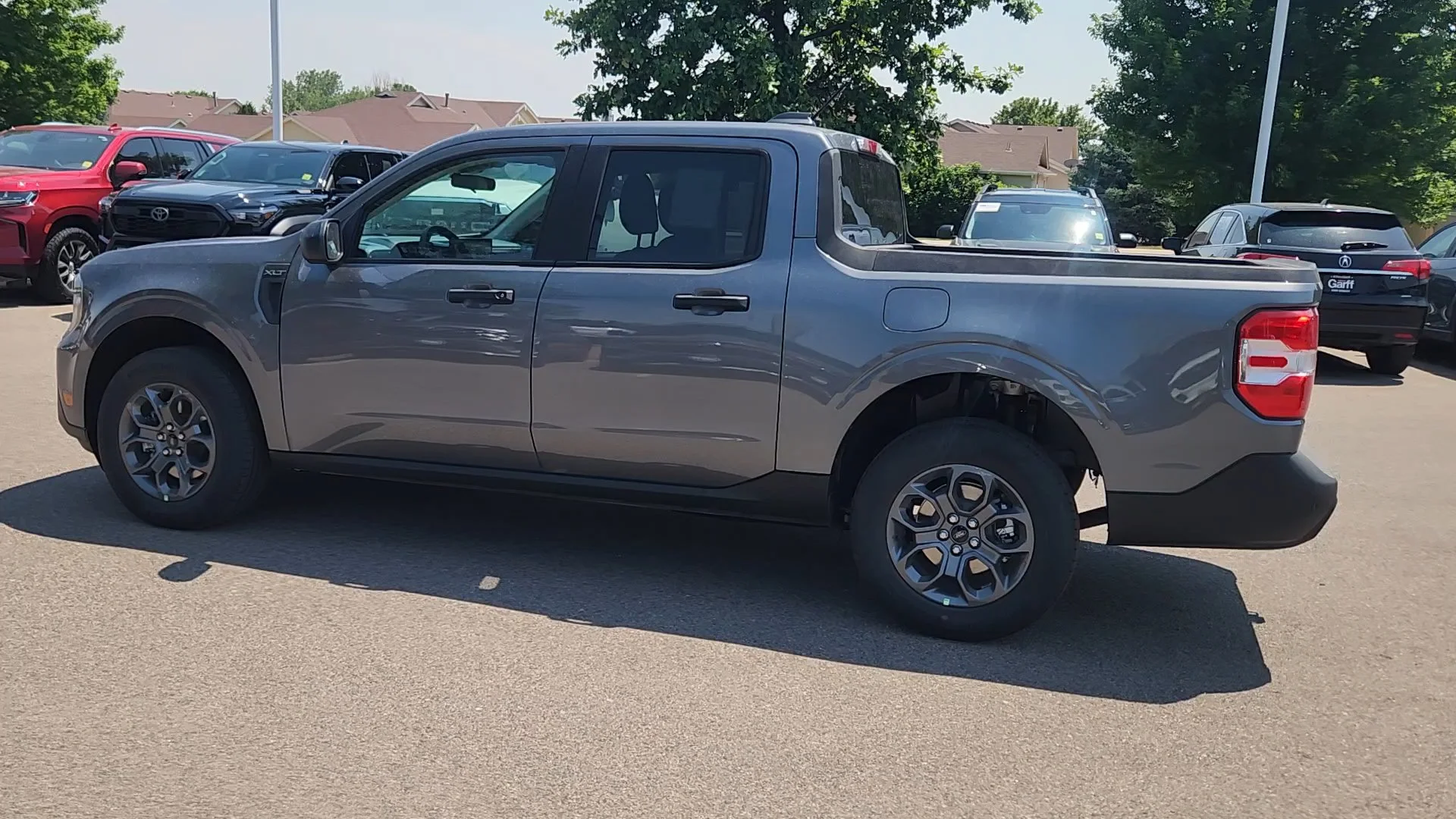 New 2026 Carbonized Gray Metallic Ford XLT image 6