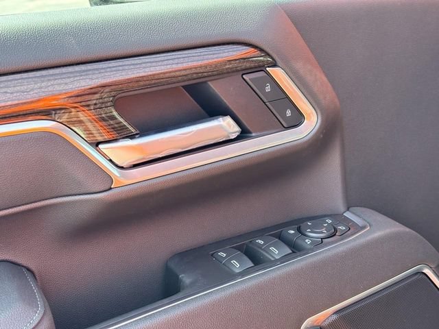 New 2026 Special Exterior Color Chevrolet LT image 11