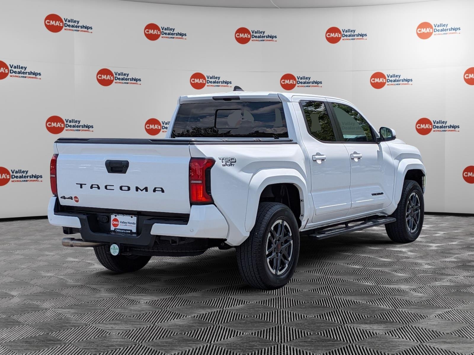 Used 2024 Ice Cap TOYOTA  image 5