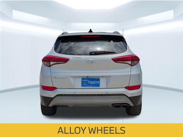 Used 2018 Molten Silver Hyundai Value image 5