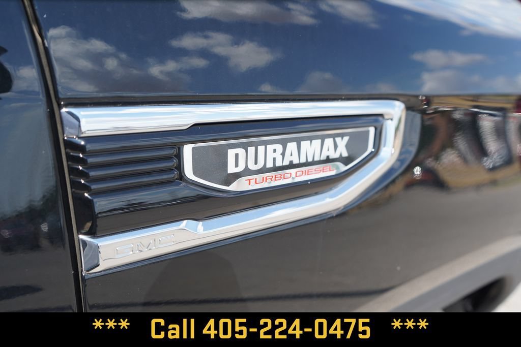 New 2026 Onyx Black GMC SLT image 9