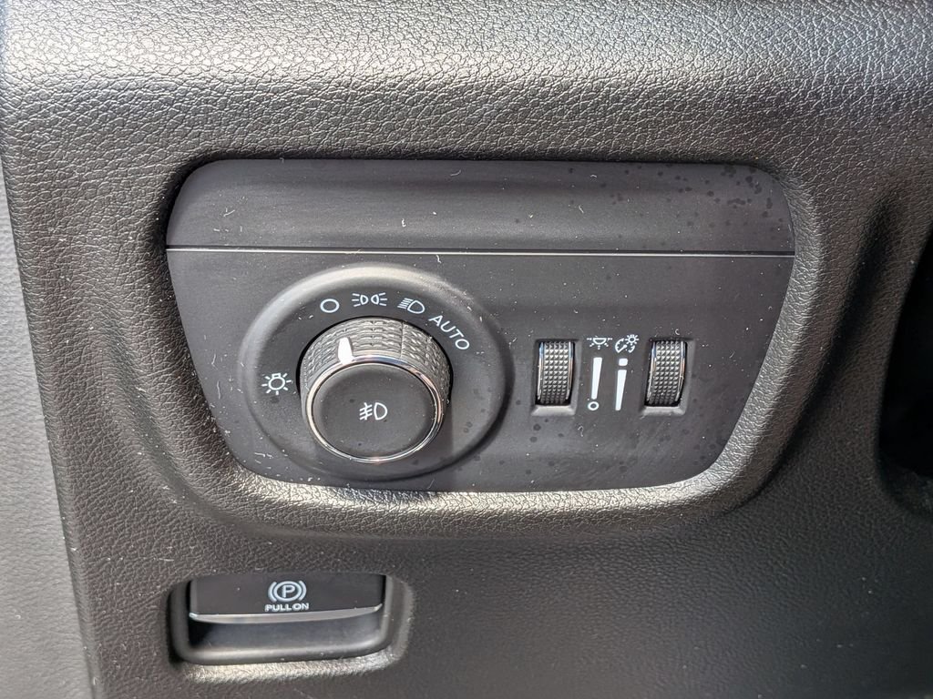 Used 2025 Black Jeep Limited image 16