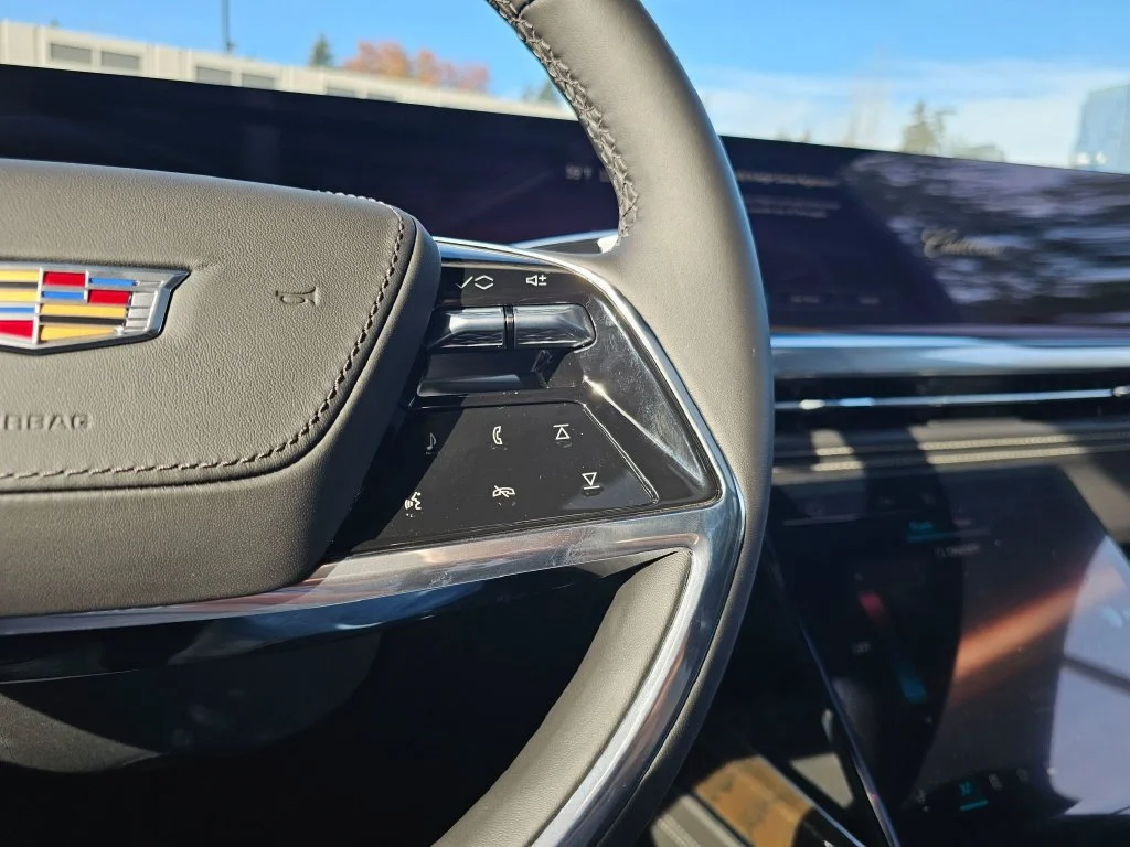 2026 Cadillac Escalade Platinum Sport - Photo 35