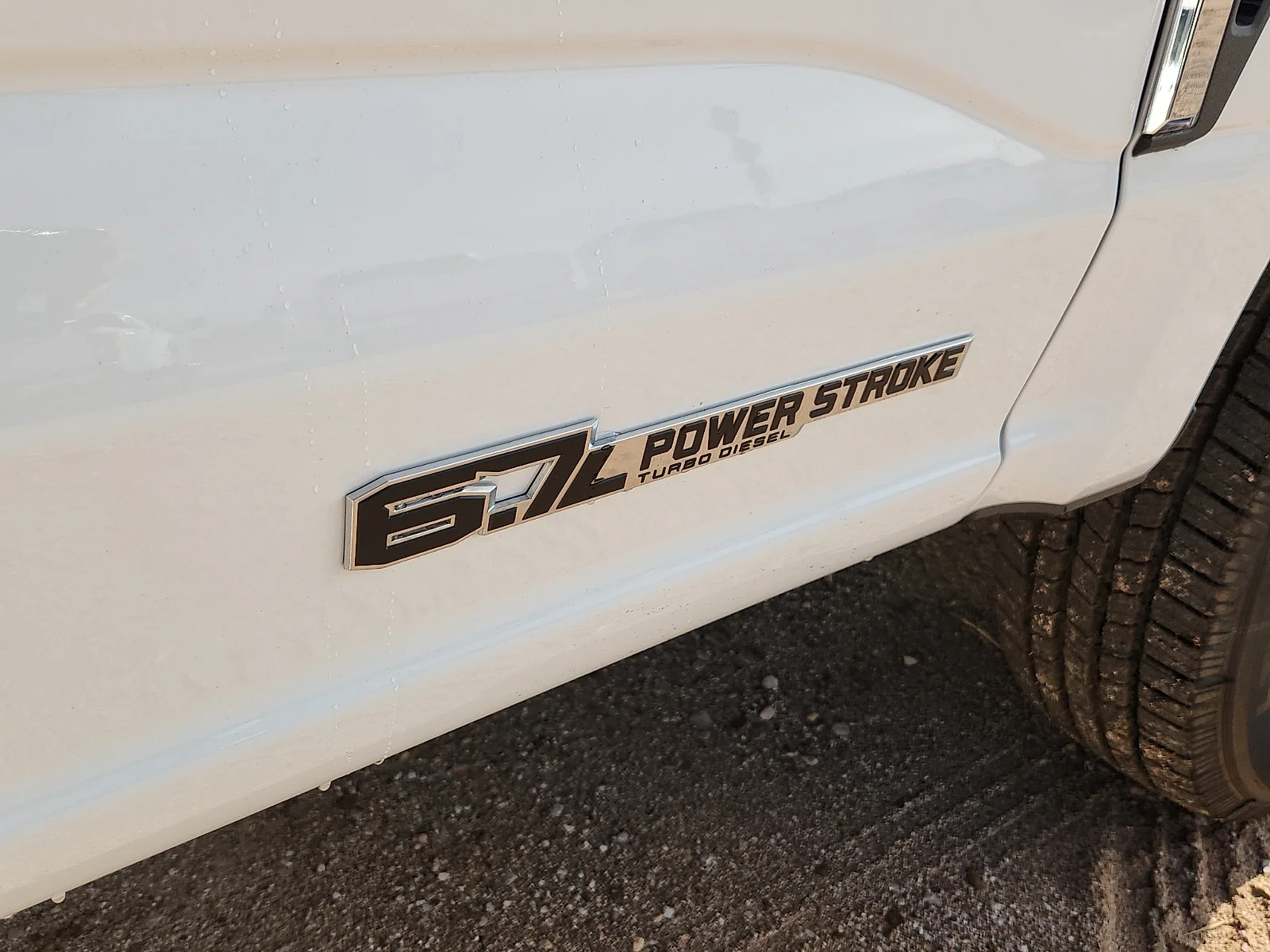 New 2026 Oxford White Ford XL image 11