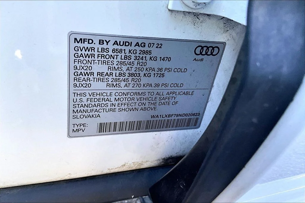 Used 2022  Audi 55 Premium Plus image 18