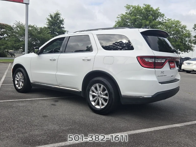 Used 2023 White DODGE SXT RWD image 3