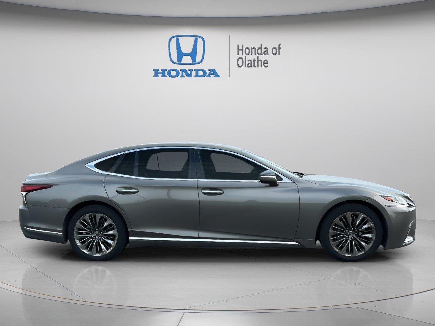 Used 2018 Lexus LS Base with VIN JTHC51FF4J5003342 for sale in Kansas City