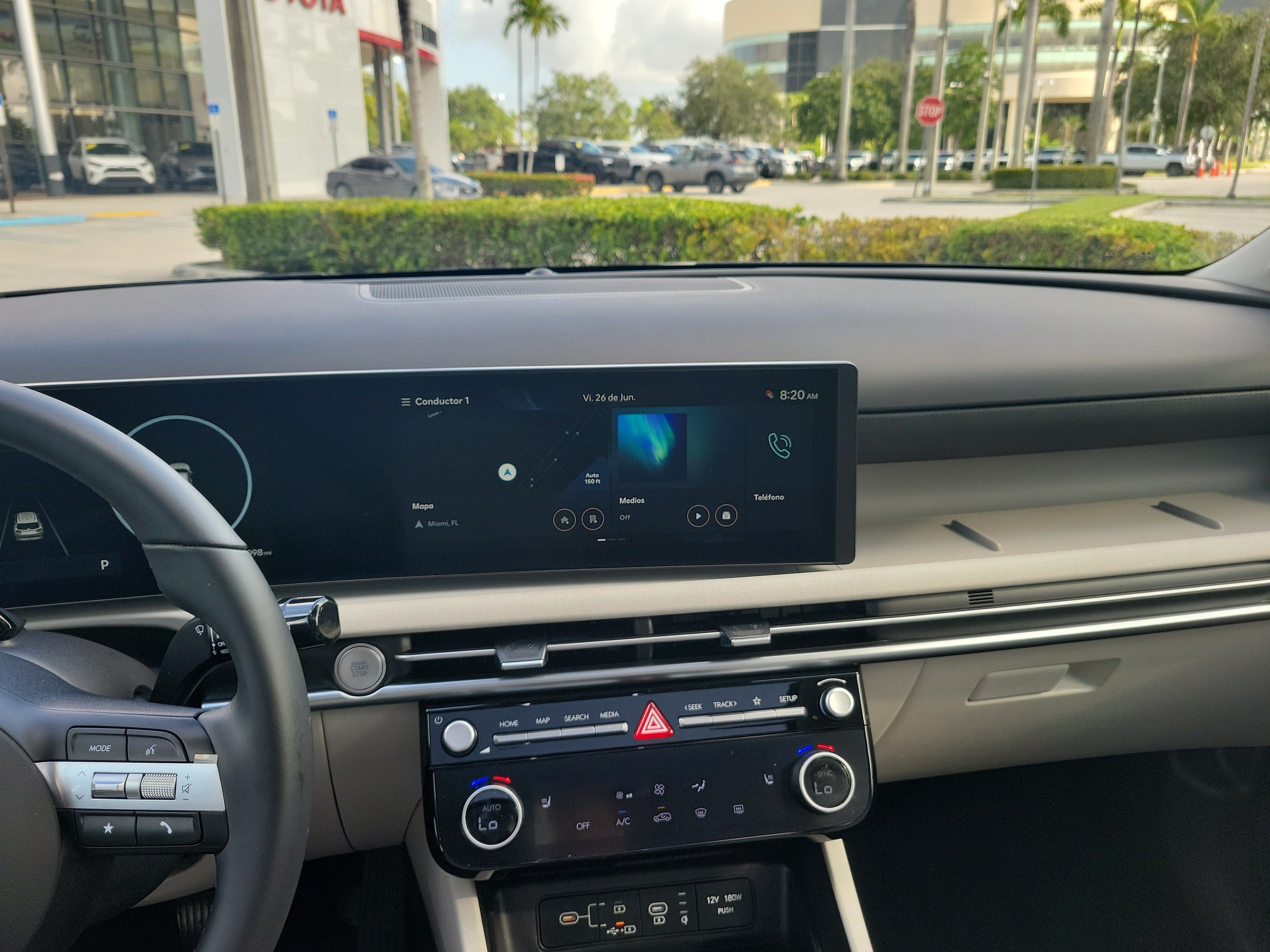 Used 2026 Phantom Black Hyundai SEL Premium image 18