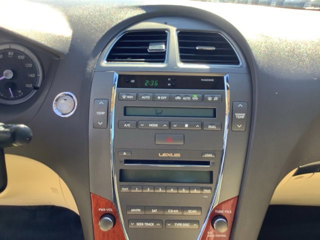 Used 2010 Starfire Pearl Lexus 350 image 26
