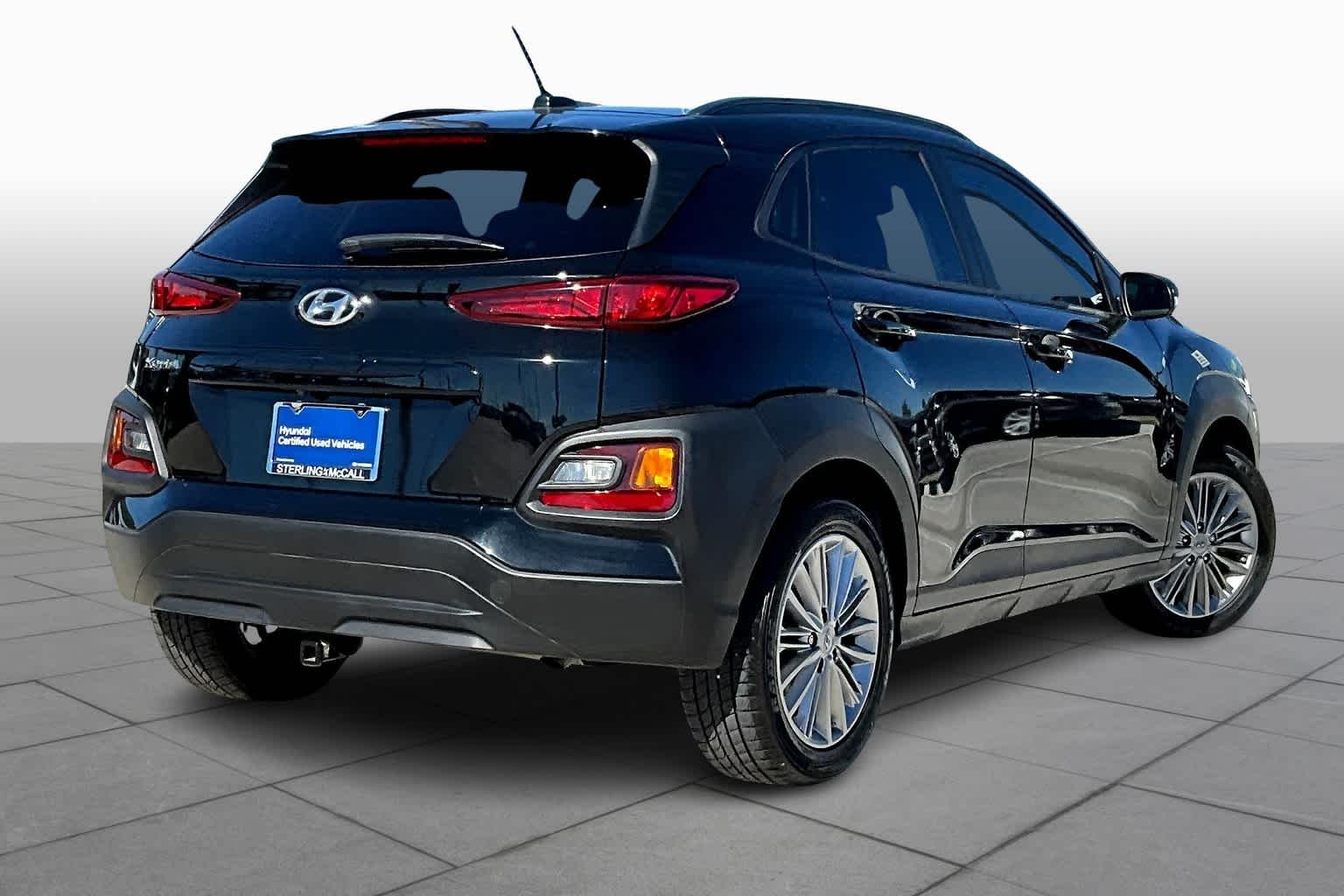Used 2021 Ultra Black Hyundai SEL image 12
