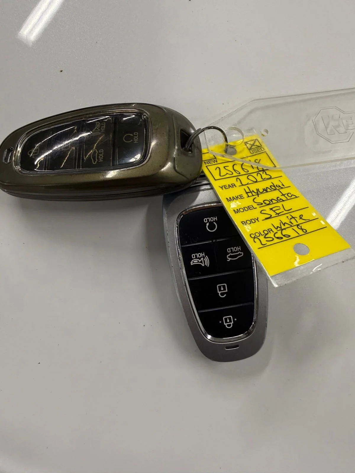Used 2023 White Hyundai SEL image 26