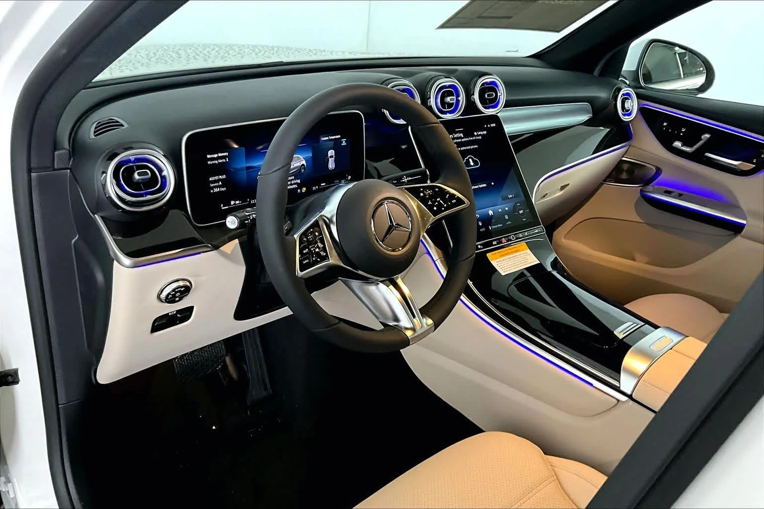 New 2026 Polar White Mercedes-Benz GLC 300 image 10