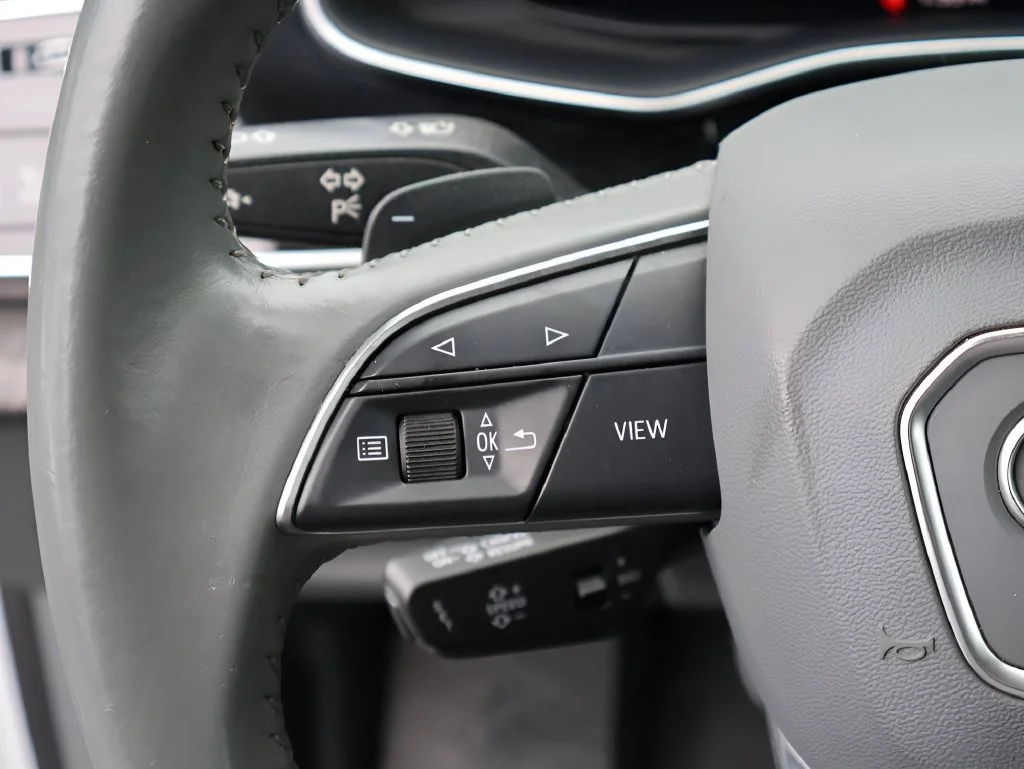 Used 2019 Glacier White Metallic Audi 3.0T Prestige image 33