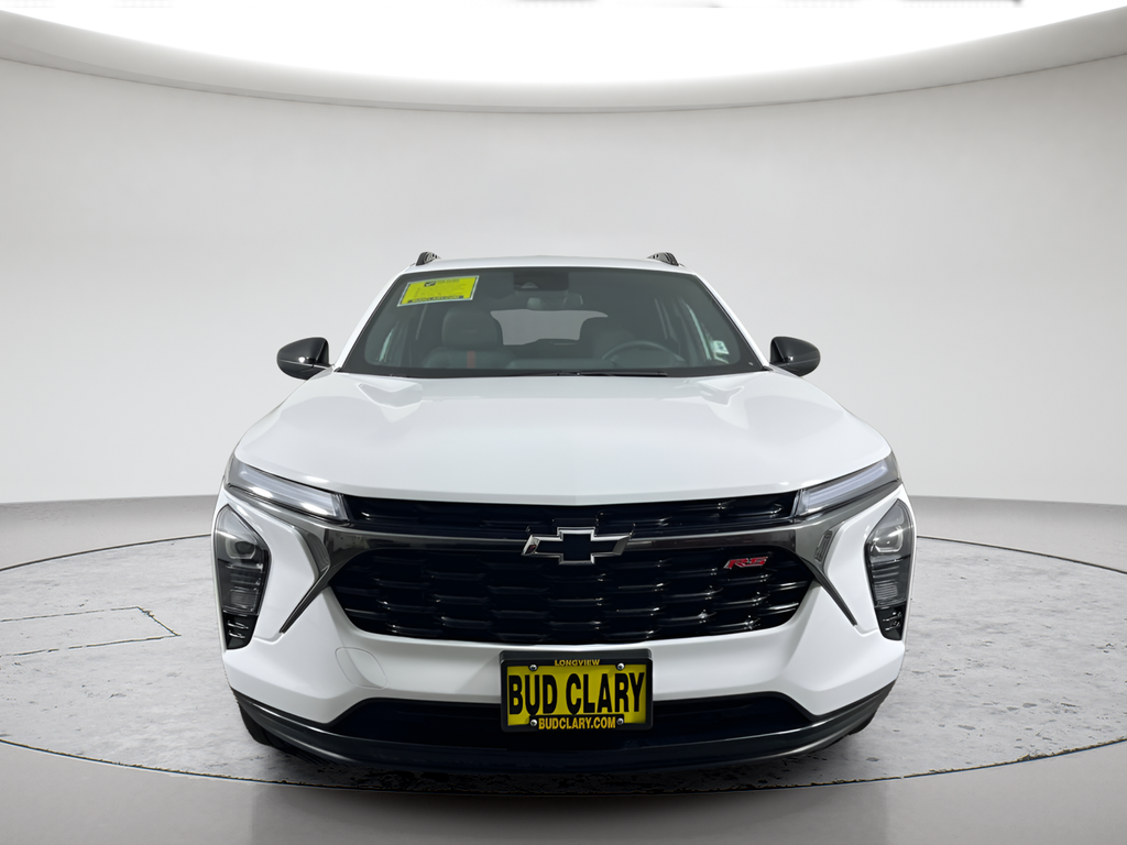 Used 2025 Summit White Chevrolet 2RS image 2