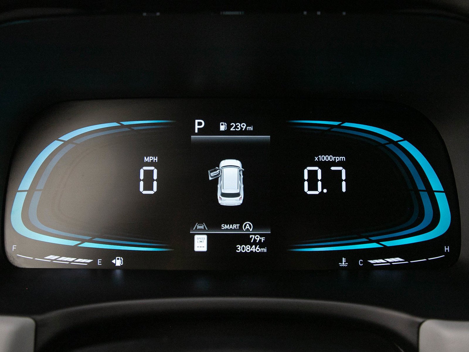 Used 2025 Steel Graphite Hyundai SEL AWD image 28