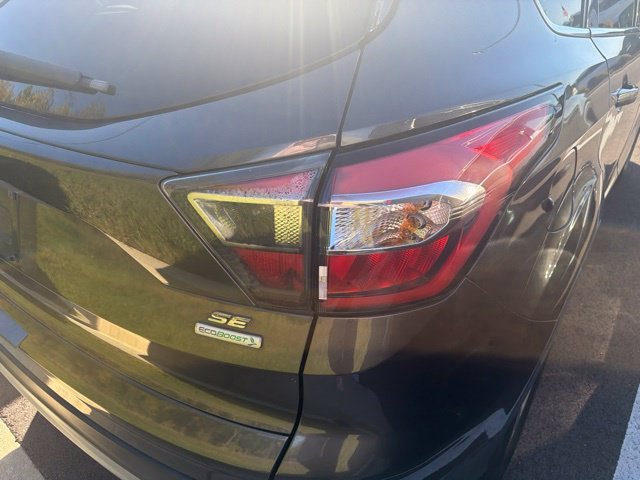 Used 2017 Gray Ford SE image 7