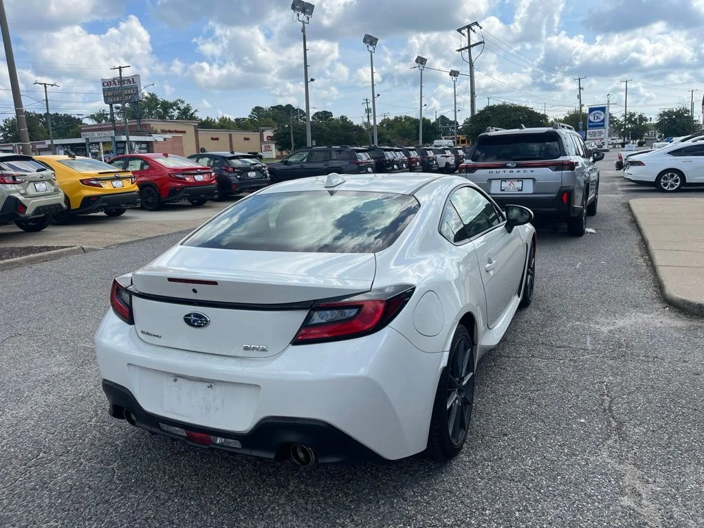 Used 2023 White Subaru Limited image 4