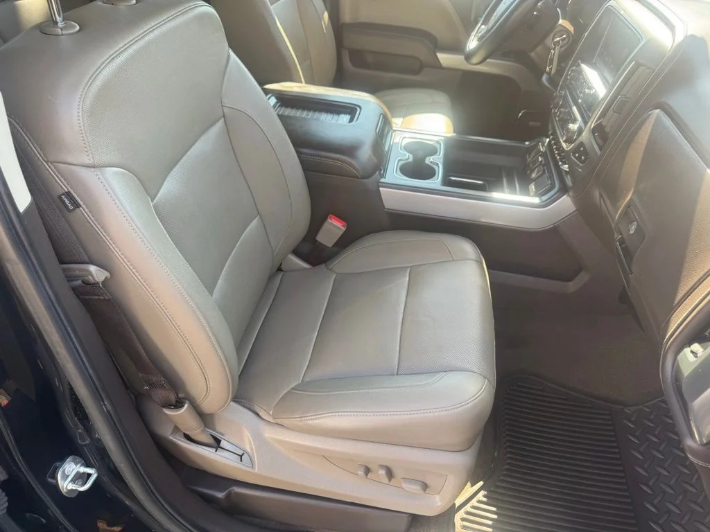 Used 2018 Black Chevrolet LTZ image 48