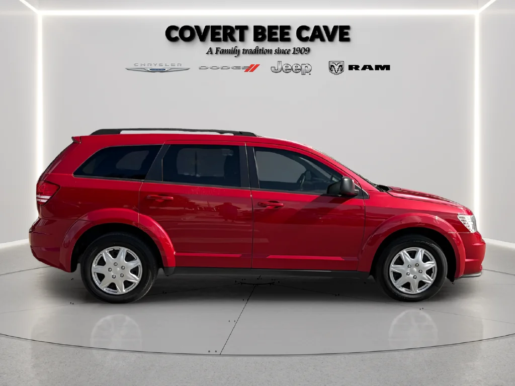 Used 2020 Red Dodge SE image 17