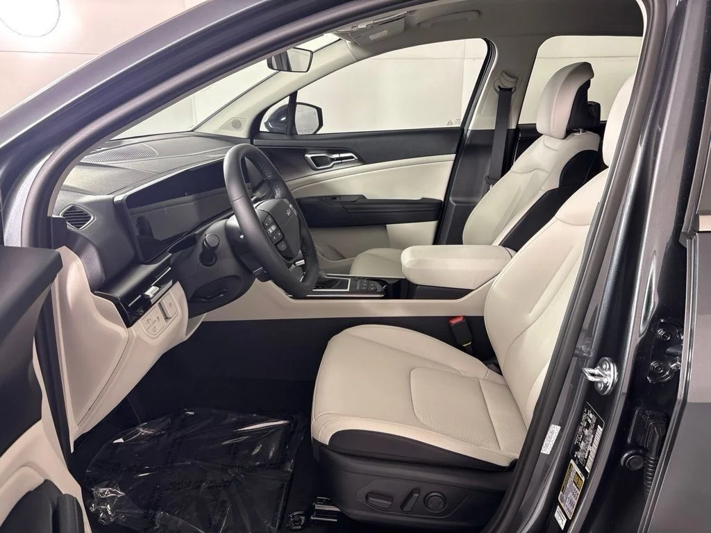 New 2026 Gray Kia EX image 27