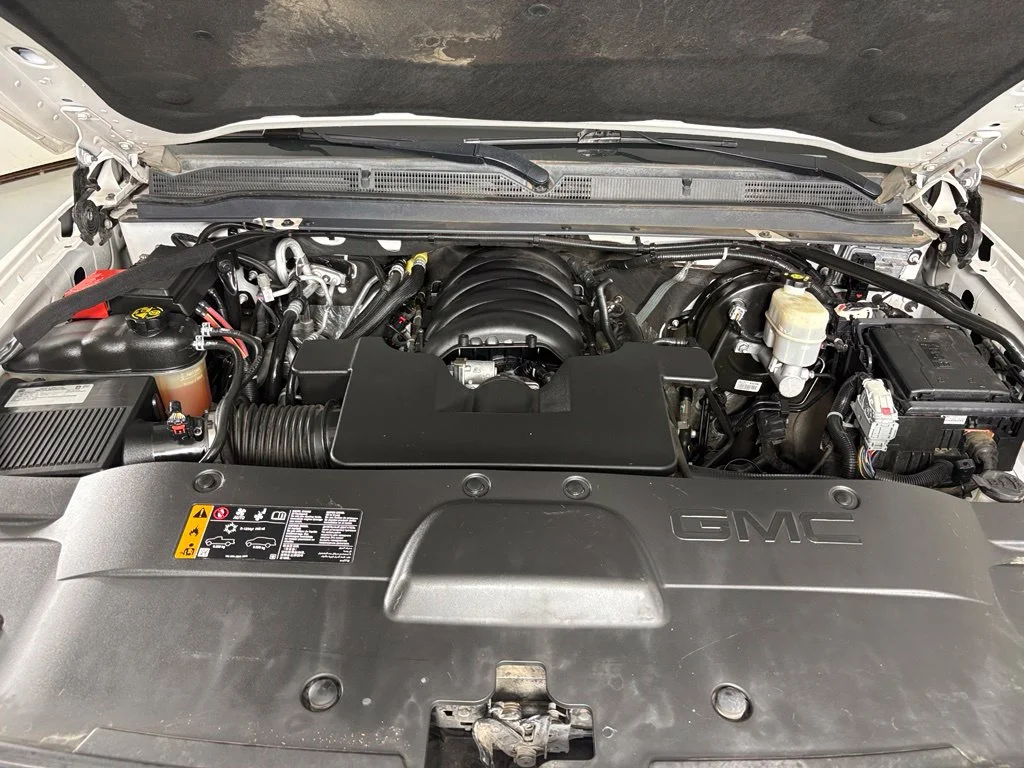 Used 2019 White GMC Denali image 51