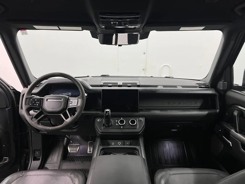 Used 2023 Carpathian Grey Premium Metallic Land Rover V8 AWD Carpathian Edition image 13