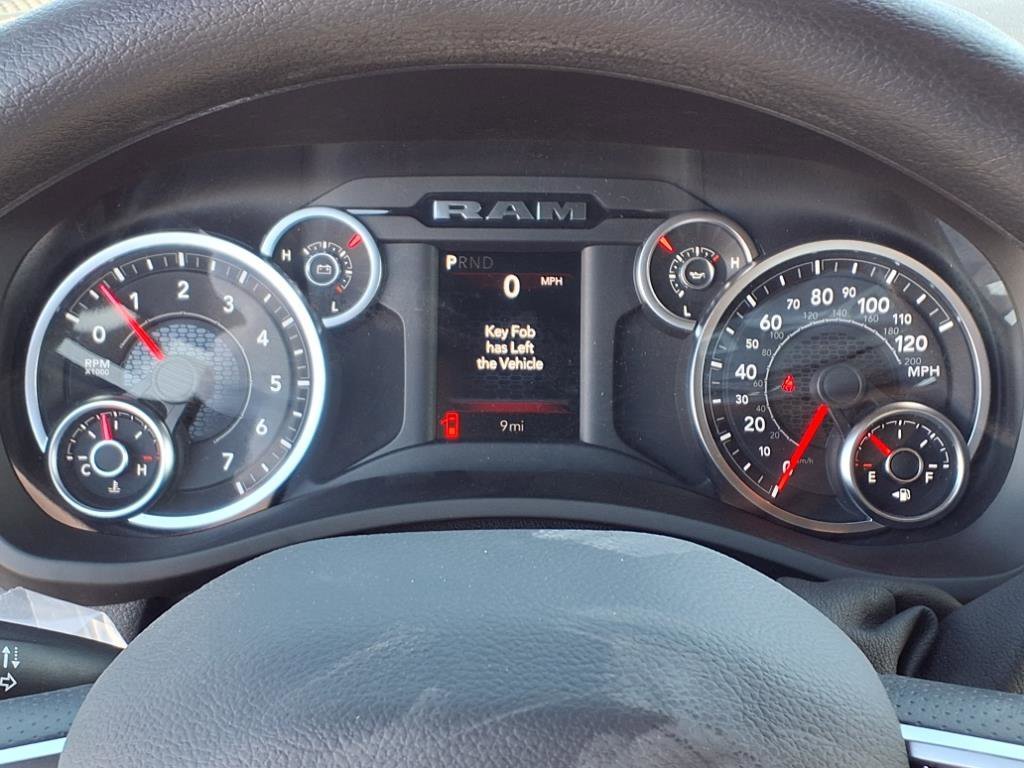 2025 RAM 3500 Chassis Tradesman - Photo 13