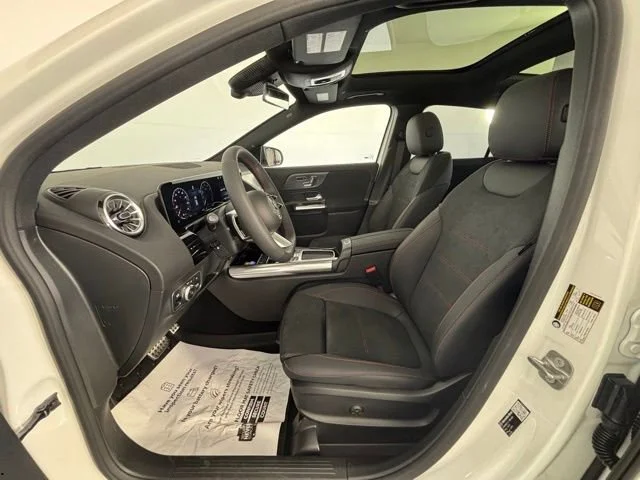 New 2026 Polar White Mercedes-Benz GLA 250 image 54
