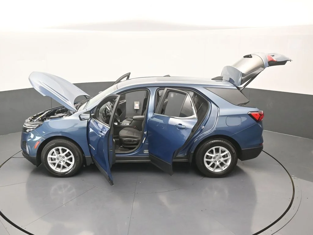 Used 2024 Lakeshore Blue Metallic Chevrolet LT image 63