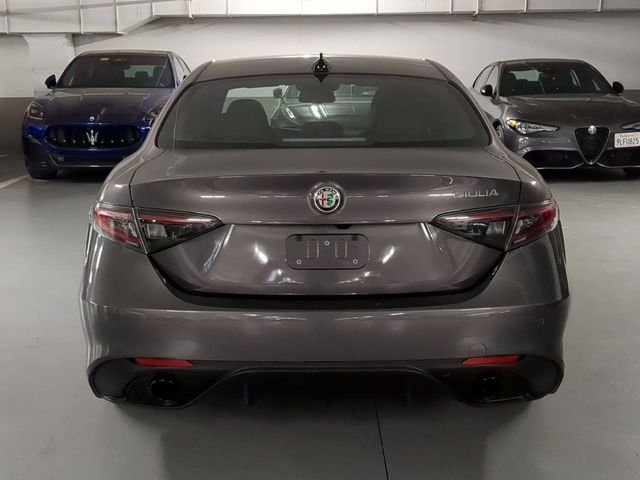 2025 Alfa Romeo Giulia Base - Photo 6