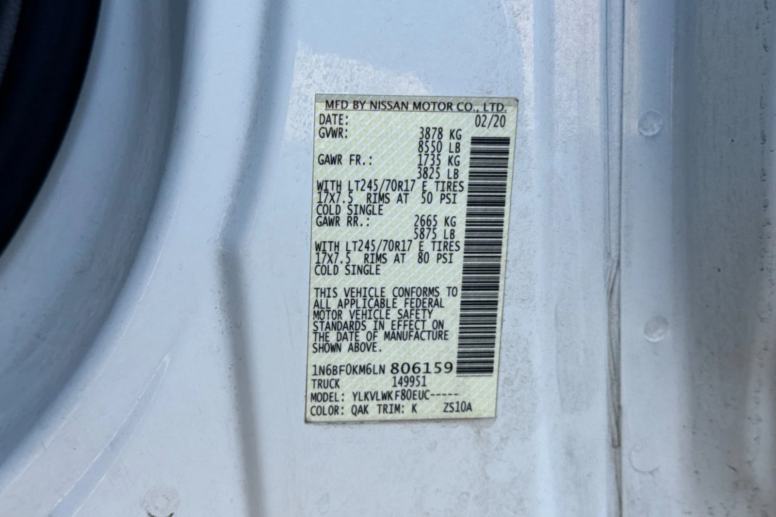 Used 2020 Glacier White Nissan S image 30