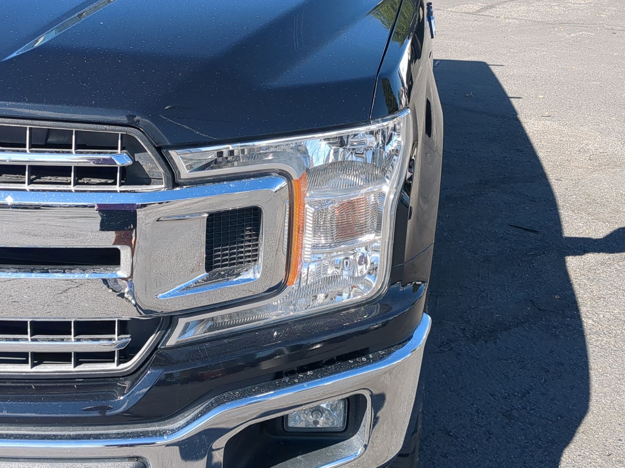 Used 2019 Agate Black Metallic Ford XLT image 10