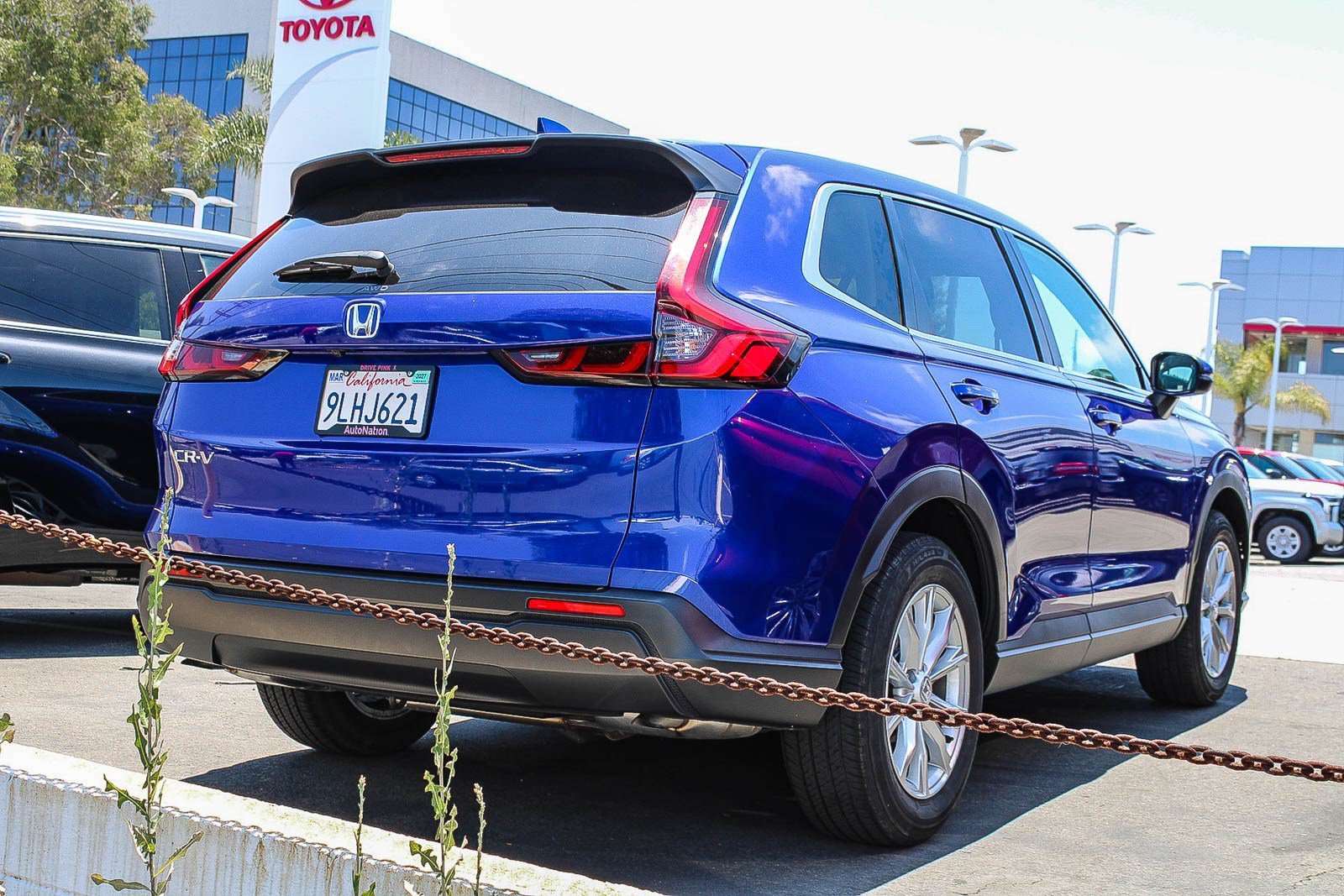 Used 2024 Canyon River Blue Metallic Honda EX image 6