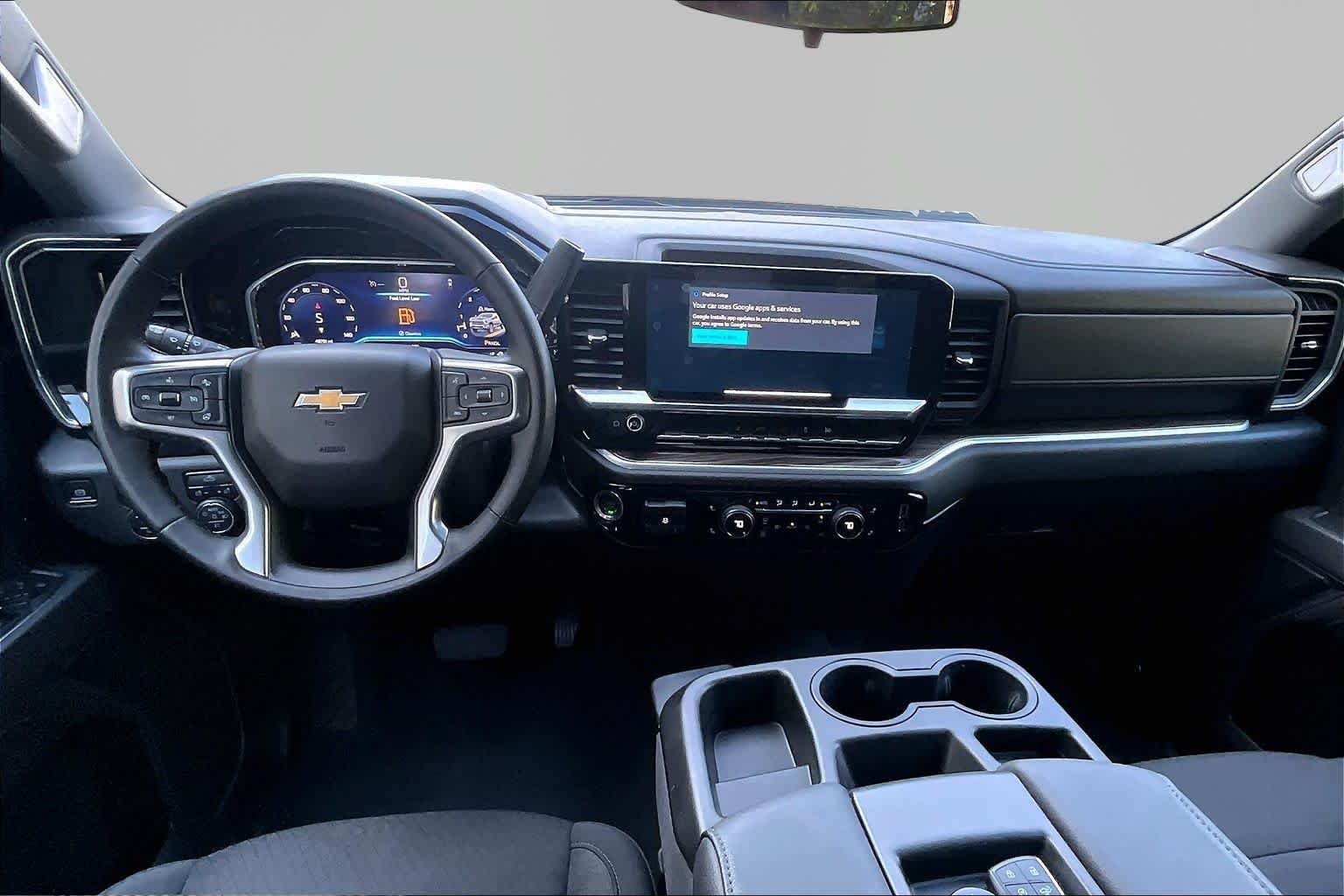 Used 2025 Summit White Chevrolet LT image 31
