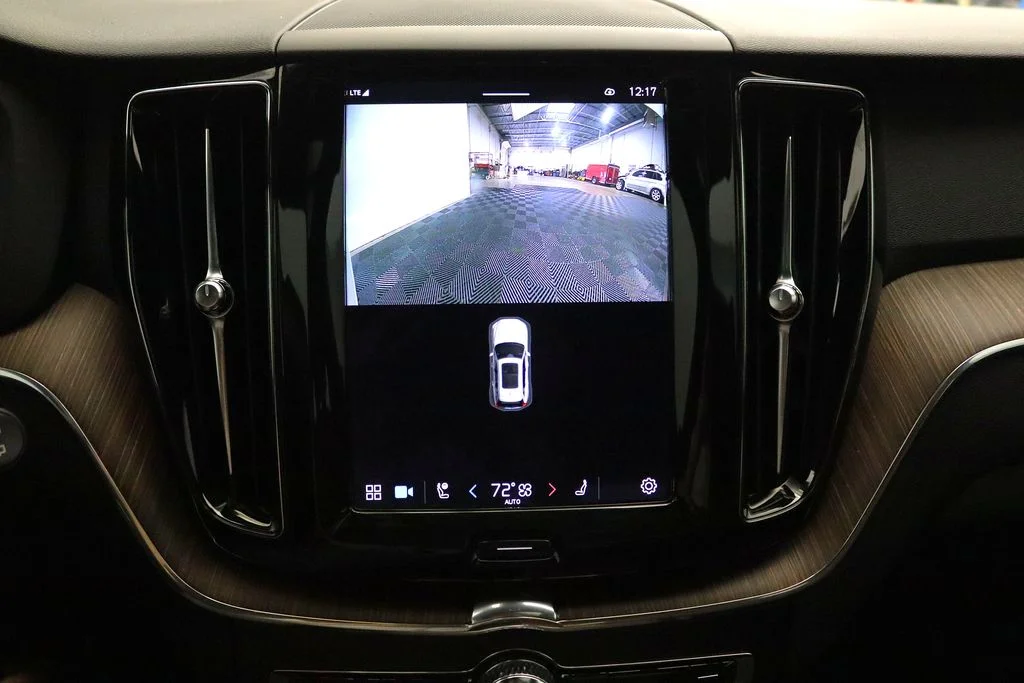 2022 Volvo XC60 Momentum - Photo 26
