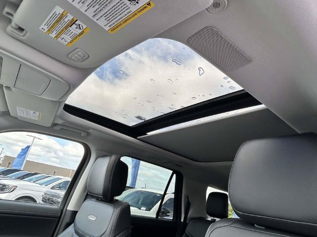 New 2026 Agate Black Metallic Ford Platinum image 14