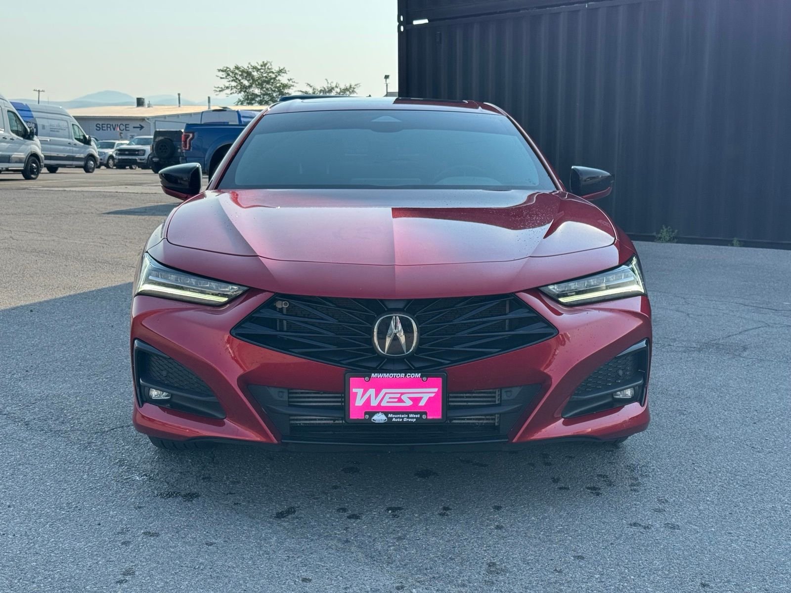 View vehicle photo 2