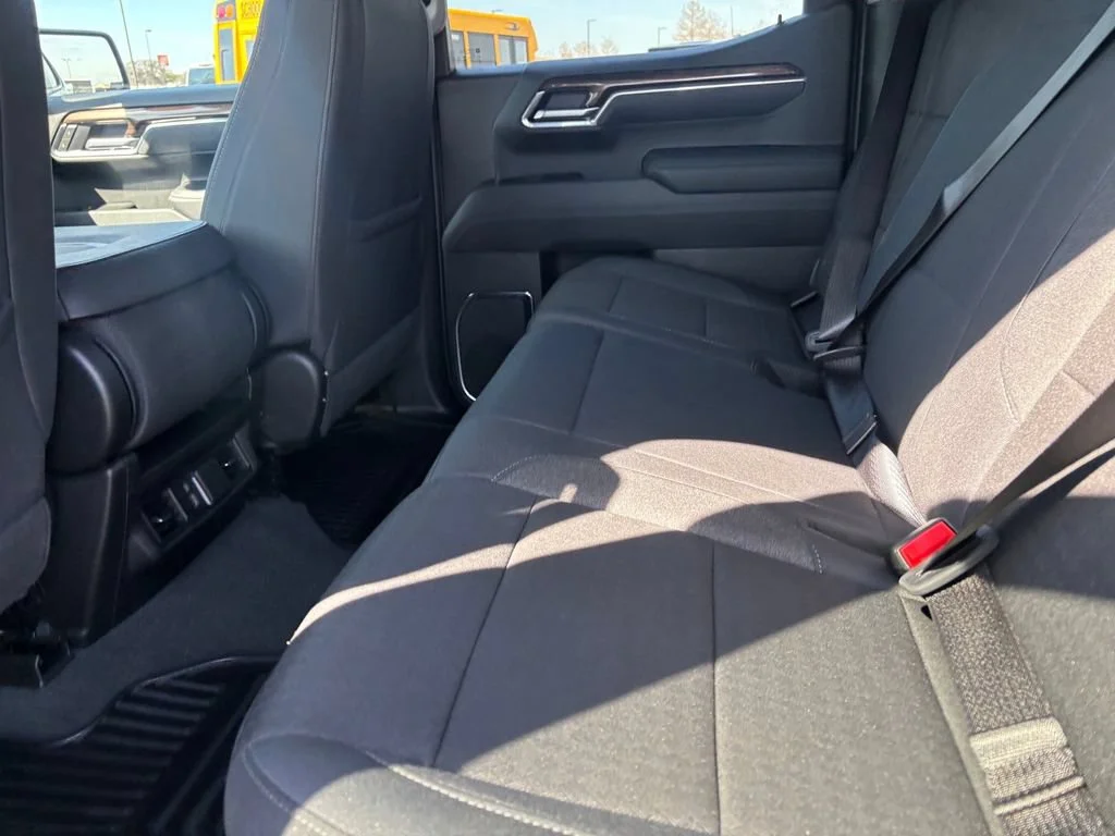 Used 2025 Black Chevrolet RST image 29