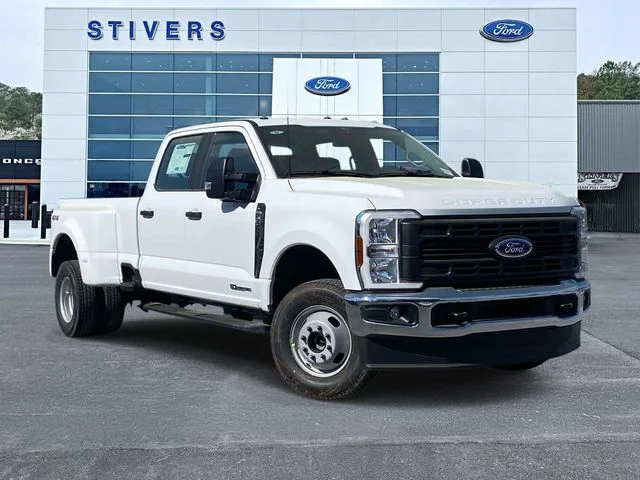 2026 Ford F-350 XL 4x4 Crew Cab 8' Box DRW's photo