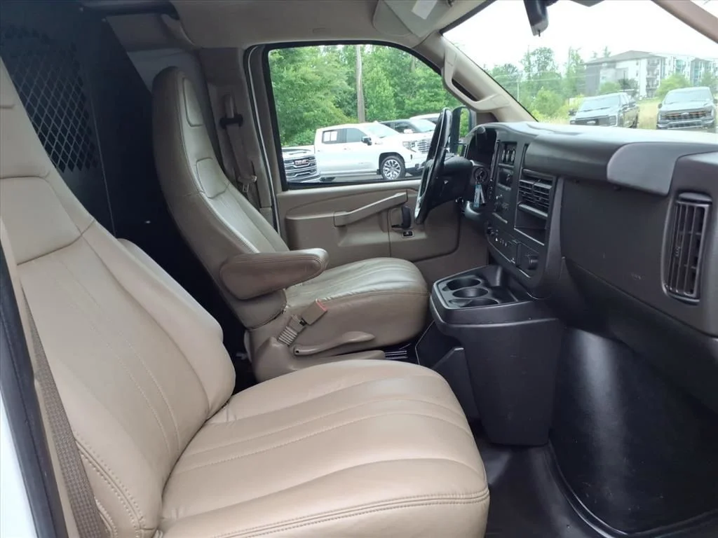 Certified Used 2023 White GMC Work Van image 30