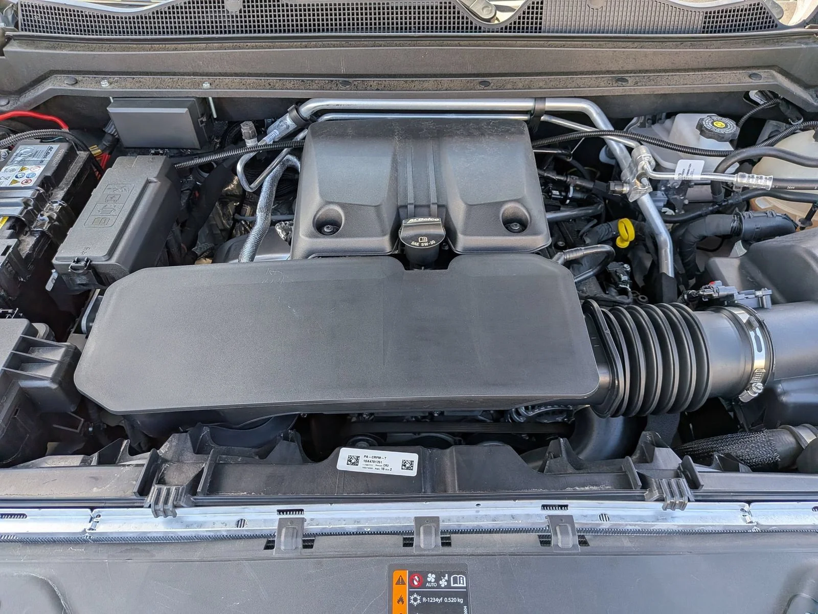 Used 2024 White Chevrolet ZR2 image 29